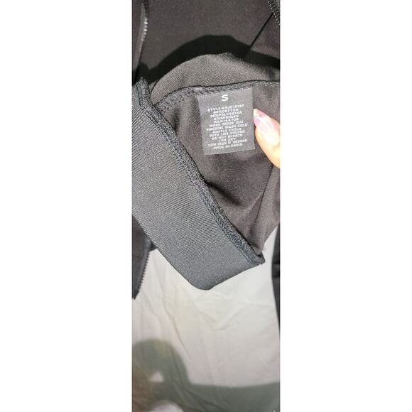 American Brazi Black Varsity Sport Zip Crop Jacket Women’s Size Small - Picture 7 of 7